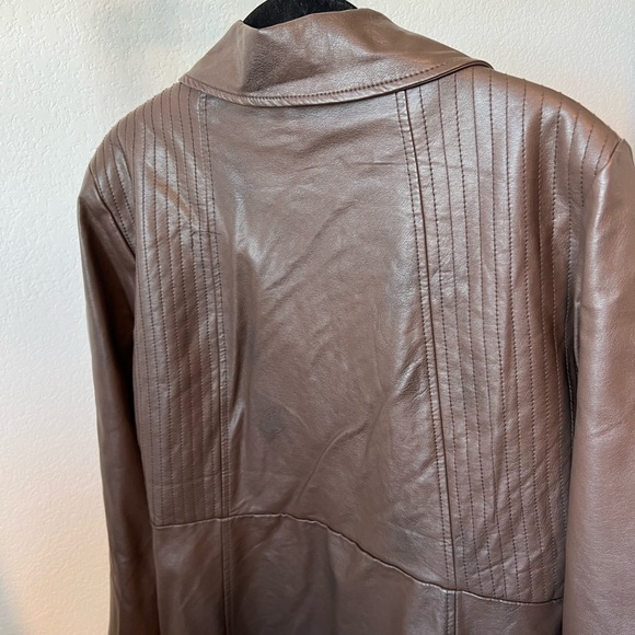 susan Graver Women’s Brown Faux Leather Jacket Size Medium - Picture 6 of 9